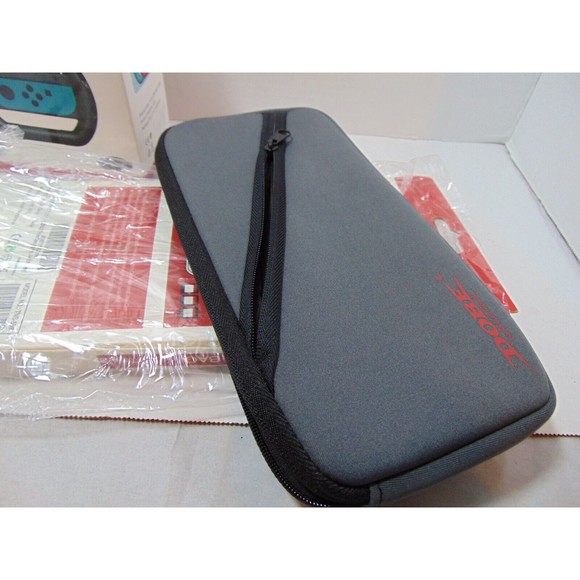 Dobe N-Switch Case and 2 Controller Manipulate (Steering) Wheel - New Open Box - - Picture 3 of 7